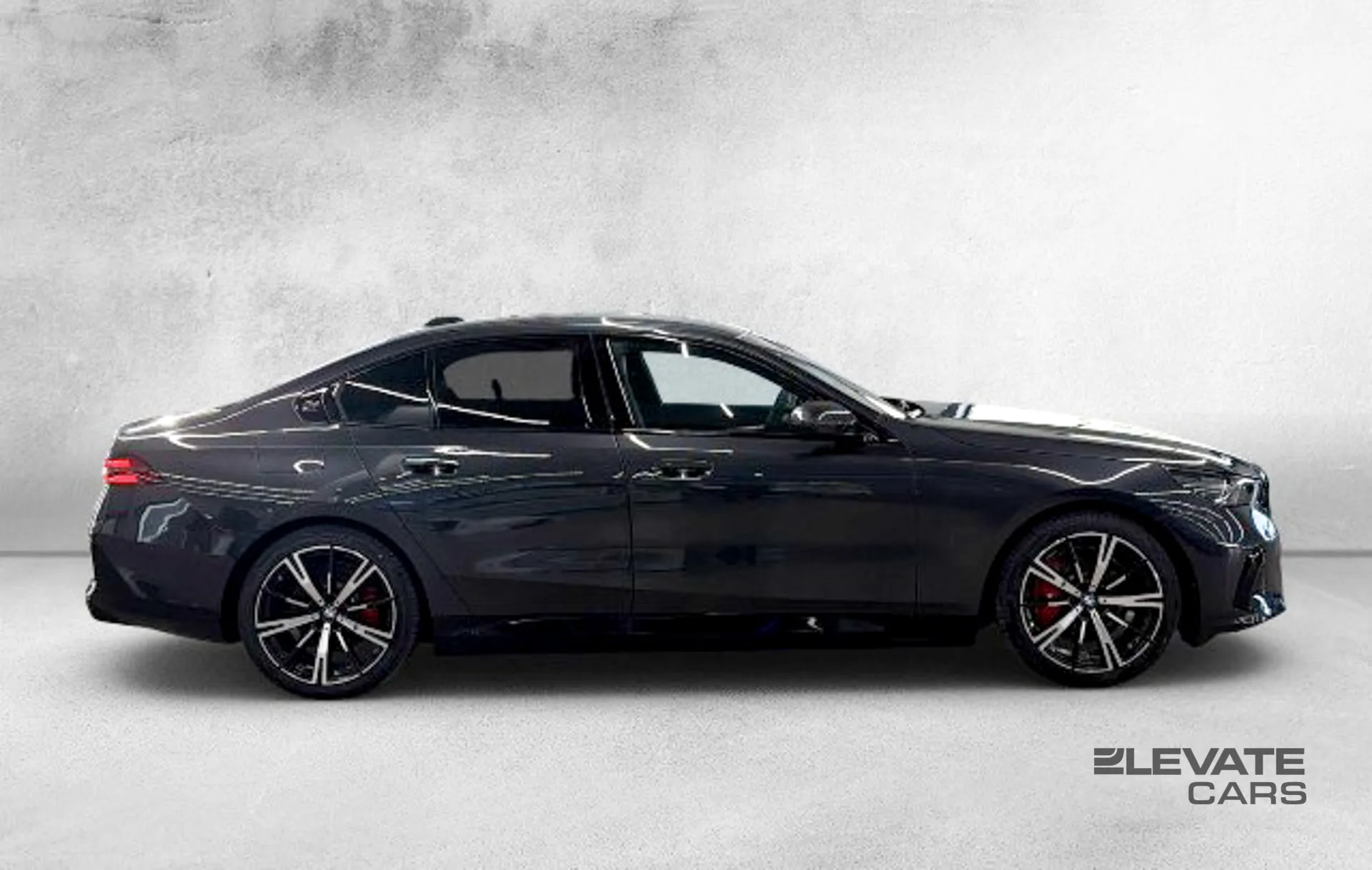 BMW 520d G60 - obrázok 1